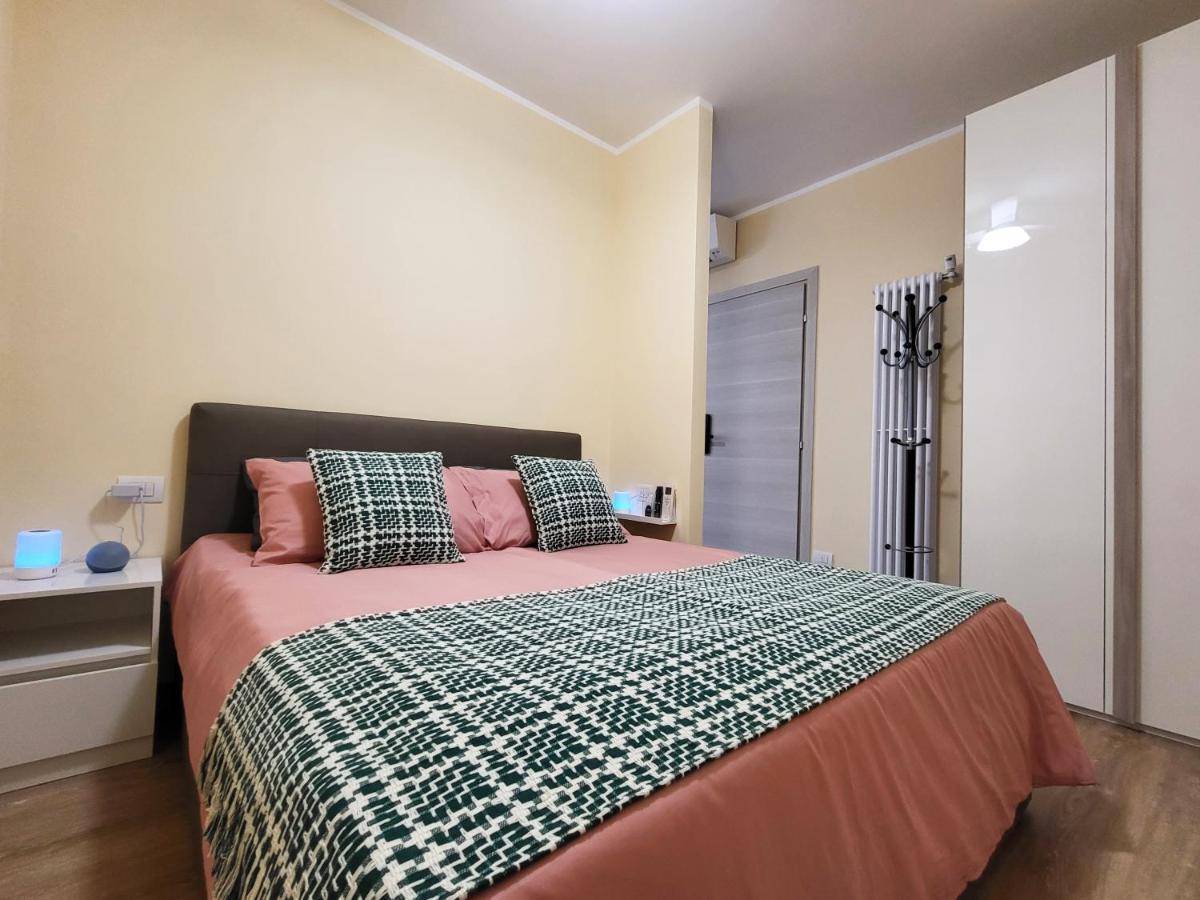 Appartamento Casa Lariana Lecco Esterno foto