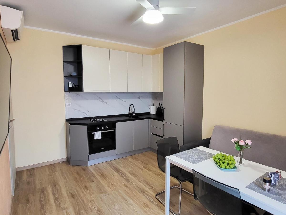 Appartamento Casa Lariana Lecco Esterno foto