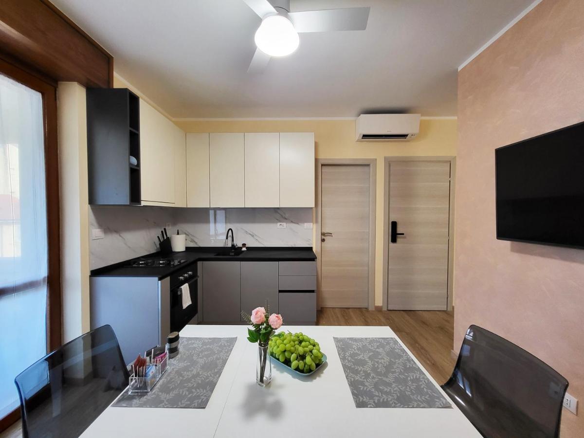 Appartamento Casa Lariana Lecco Esterno foto
