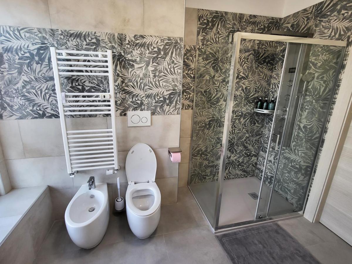 Appartamento Casa Lariana Lecco Esterno foto