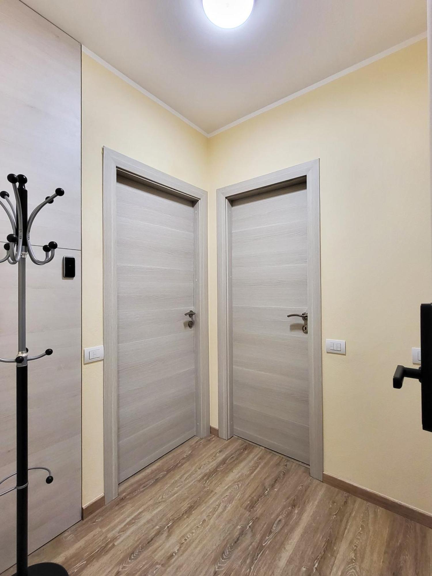 Appartamento Casa Lariana Lecco Esterno foto
